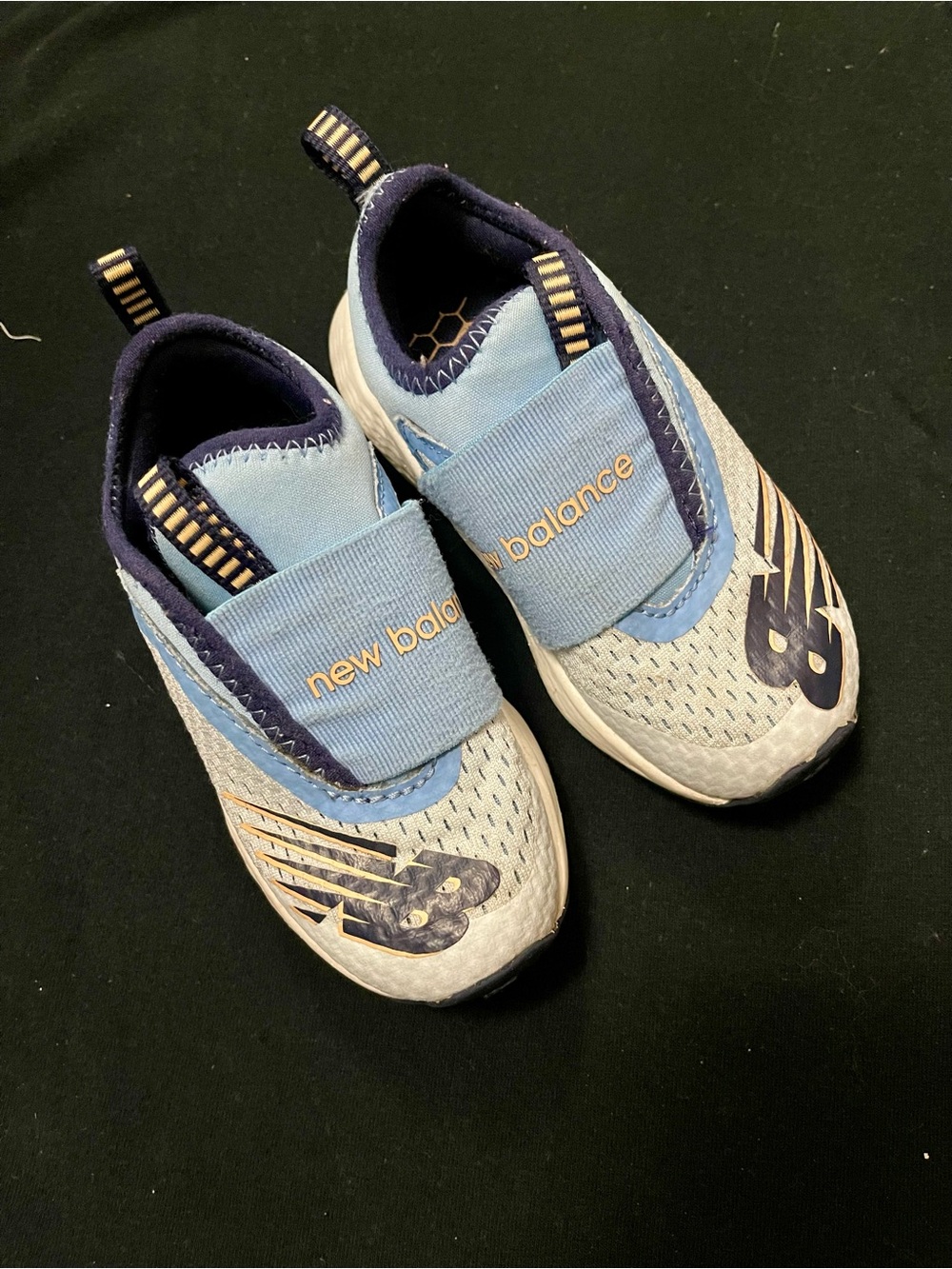 New Balance Fresh Foam Fast v2 Kids Running Shoe Sneakers Slip On Size 8